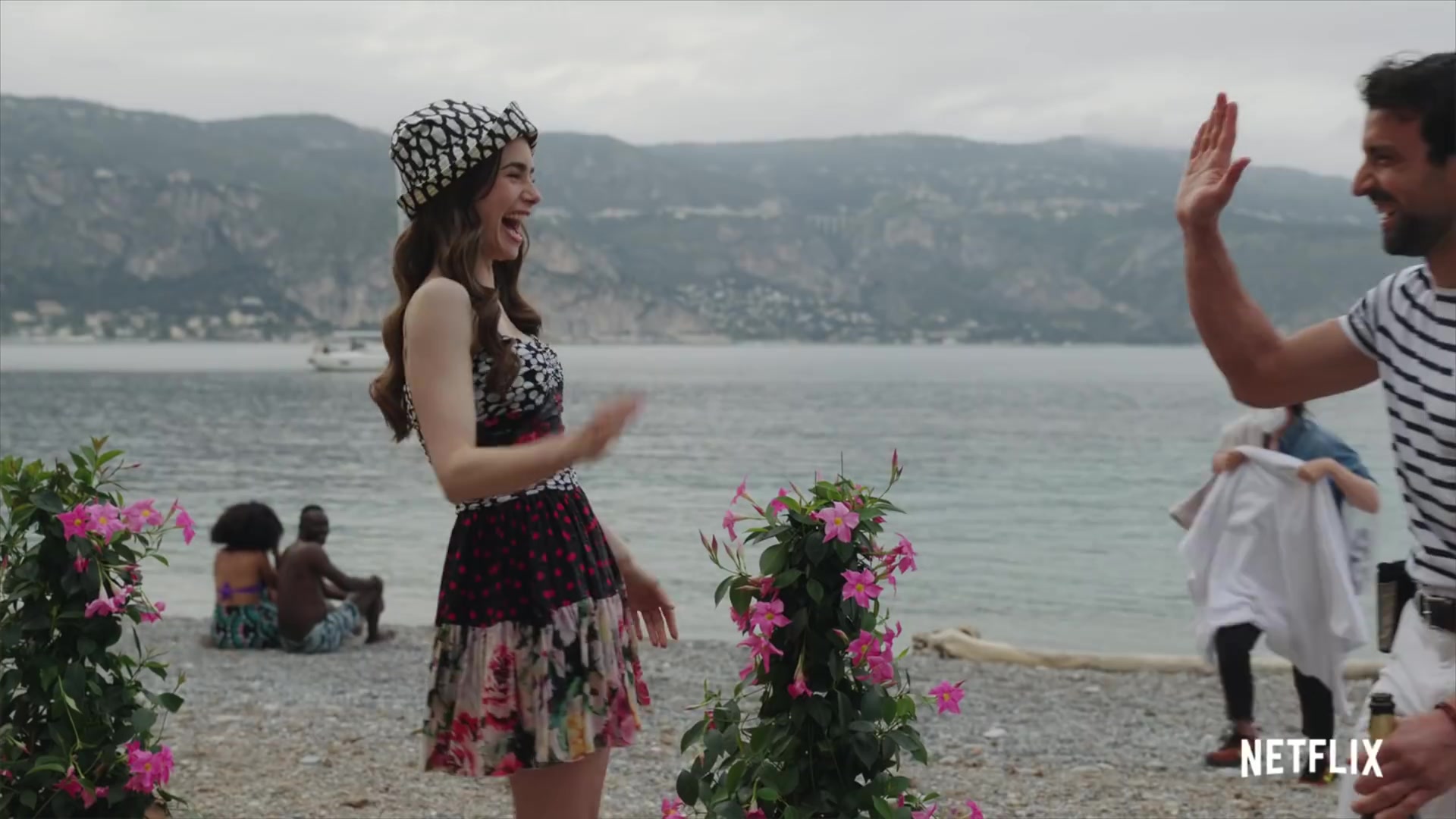 Emily_in_Paris_Season_2___Date_Announcement_Teaser___Netflix_046.jpg