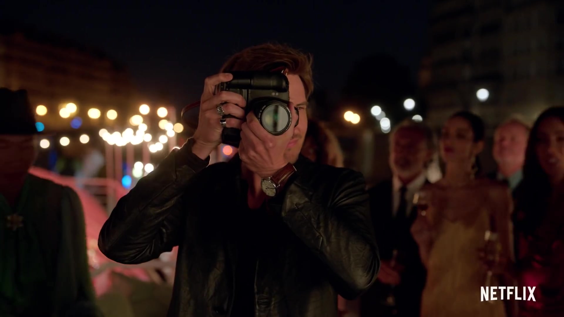 Emily_in_Paris_Season_2___Official_Trailer___Netflix_089.jpg