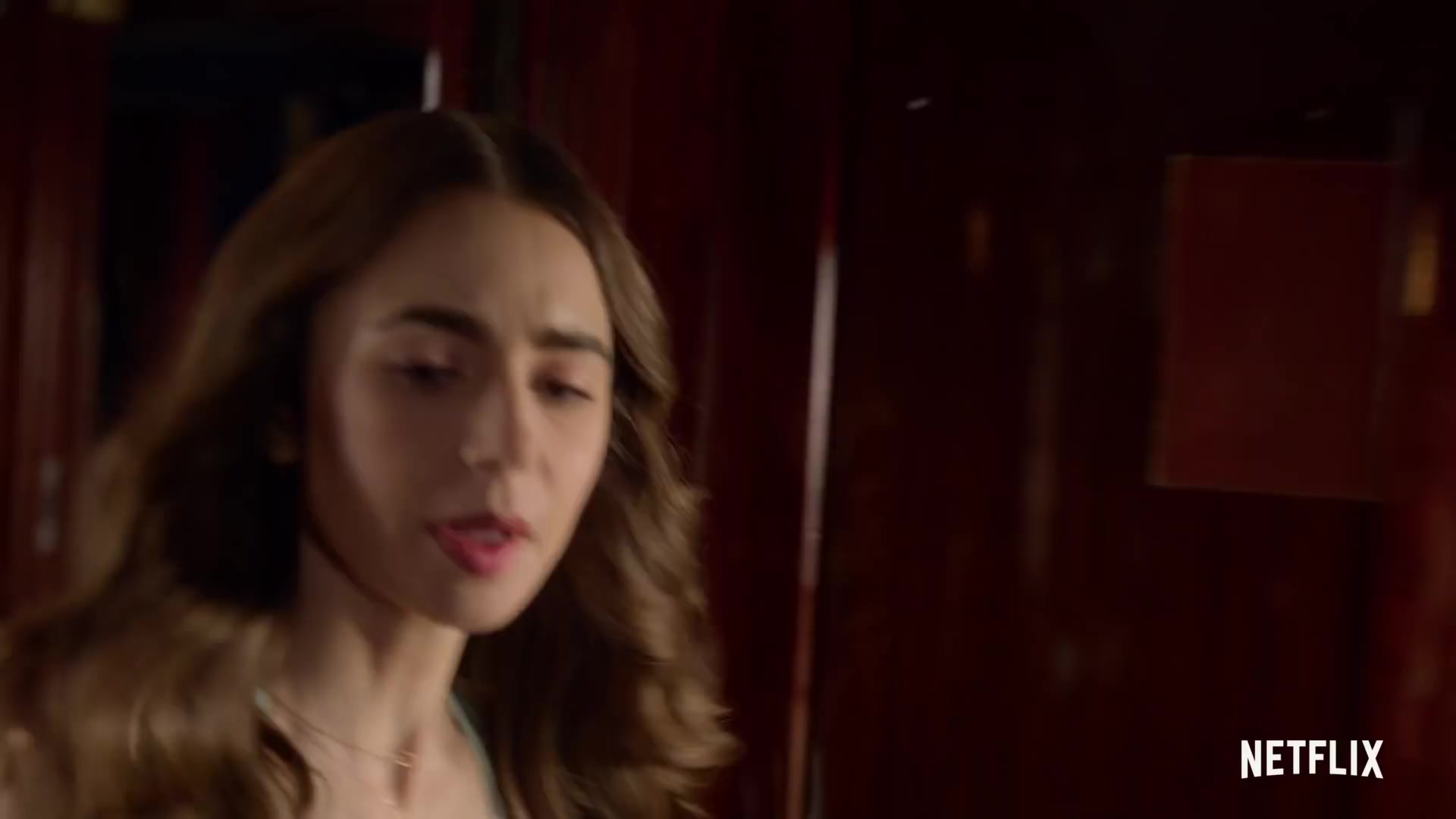 Emily_in_Paris_Season_2___Official_Trailer___Netflix_098.jpg