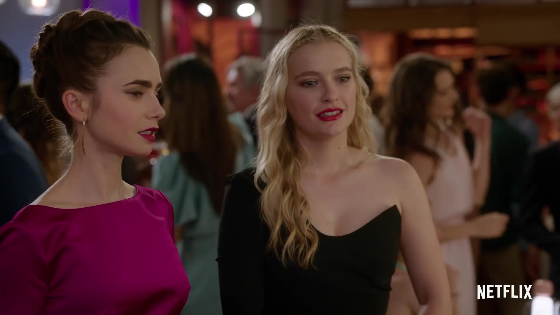 Emily_in_Paris_Season_2___Official_Trailer___Netflix_103.jpg Emily_in_Paris_Season_2___Official_Trailer___Netflix_103.jpg