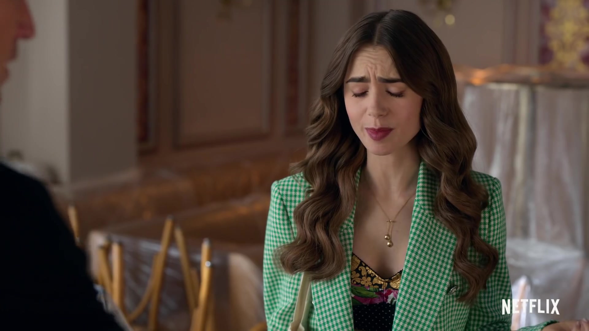Emily_in_Paris_Season_2___Official_Trailer___Netflix_142.jpg Emily_in_Paris_Season_2___Official_Trailer___Netflix_142.jpg