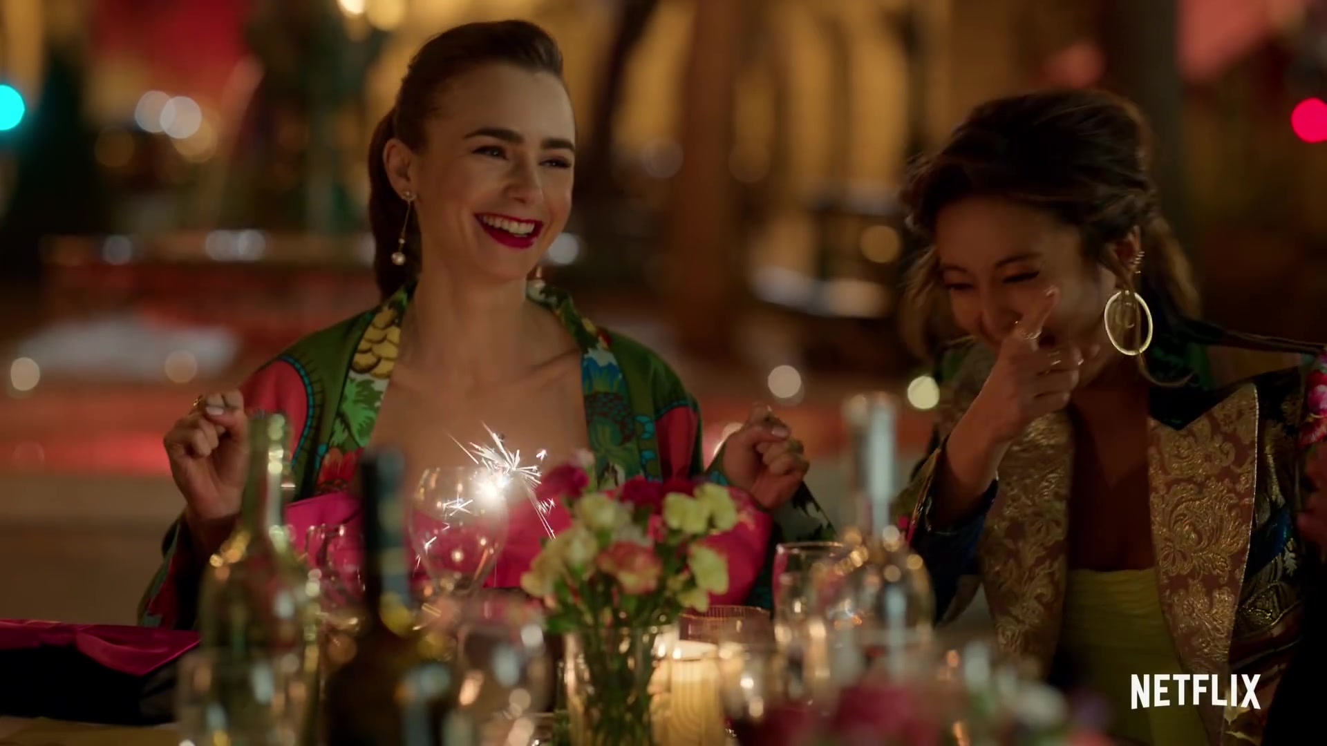 Emily_in_Paris_Season_2___Official_Trailer___Netflix_182.jpg