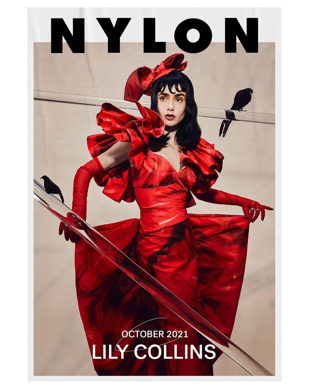 NYLON_Magazine_October_2021_281029.jpg