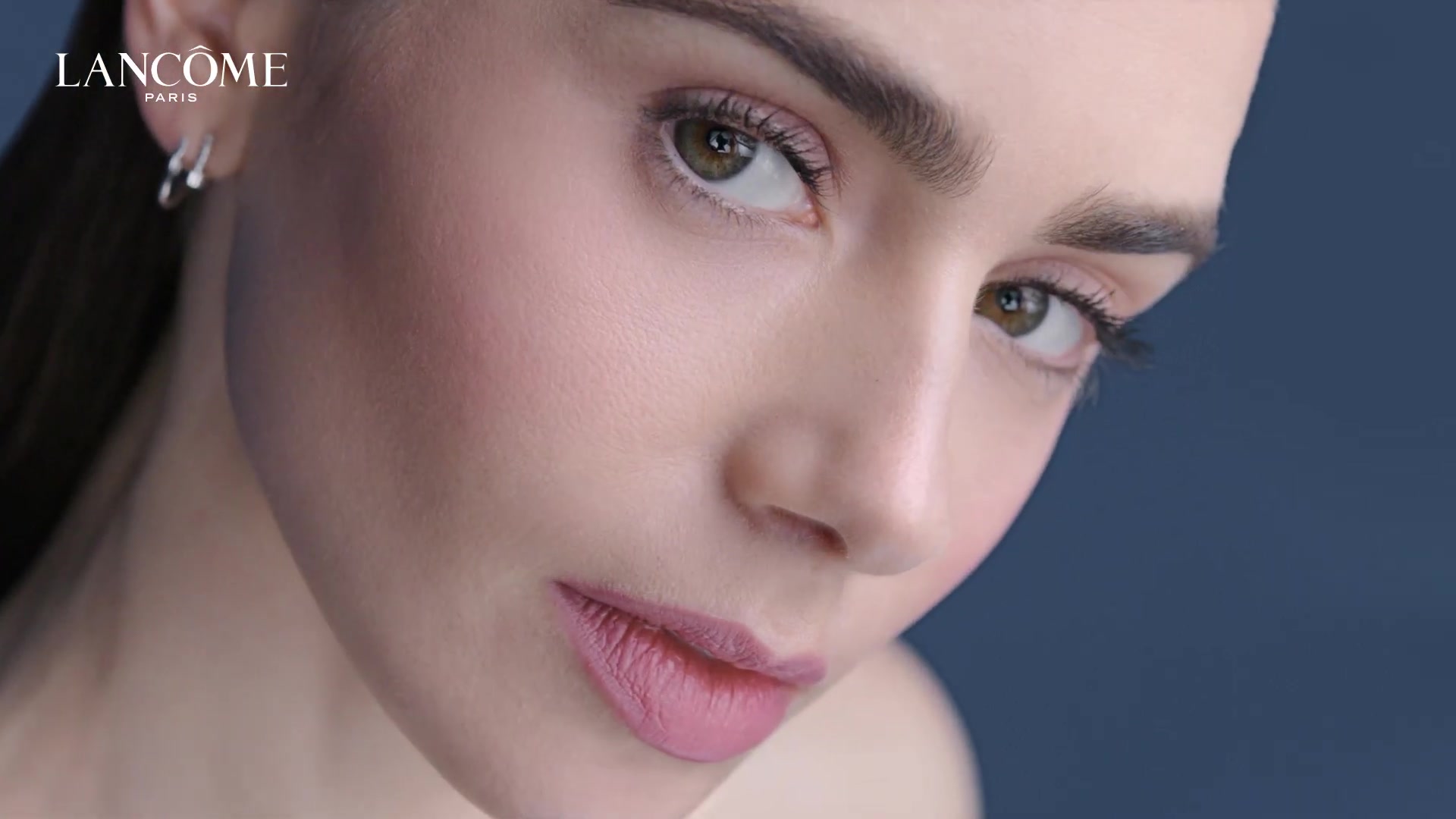 STRENGTHEN_SKIN_SKIN_S_MOISTURE_BARRIER_WITH_ADVANCED_GENIFIQUE_SERUM___LANCOME_087.jpg STRENGTHEN_SKIN_SKIN_S_MOISTURE_BARRIER_WITH_ADVANCED_GENIFIQUE_SERUM___LANCOME_087.jpg