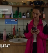 Emily_in_Paris_S02E01_WEBRip_x264-ION10_0167.jpg