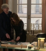 Emily_in_Paris_S02E01_WEBRip_x264-ION10_0494.jpg
