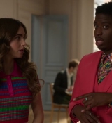 Emily_in_Paris_S02E01_WEBRip_x264-ION10_0558.jpg