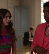Emily_in_Paris_S02E01_WEBRip_x264-ION10_0566.jpg
