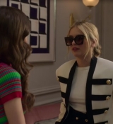 Emily_in_Paris_S02E01_WEBRip_x264-ION10_0613.jpg