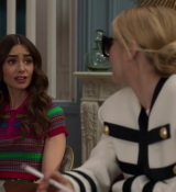 Emily_in_Paris_S02E01_WEBRip_x264-ION10_0733.jpg
