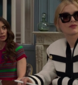 Emily_in_Paris_S02E01_WEBRip_x264-ION10_0742.jpg
