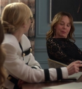 Emily_in_Paris_S02E01_WEBRip_x264-ION10_0748.jpg