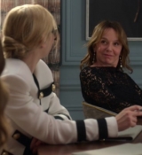 Emily_in_Paris_S02E01_WEBRip_x264-ION10_0750.jpg