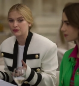 Emily_in_Paris_S02E01_WEBRip_x264-ION10_0875.jpg