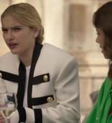 Emily_in_Paris_S02E01_WEBRip_x264-ION10_0931.jpg