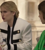 Emily_in_Paris_S02E01_WEBRip_x264-ION10_0932.jpg
