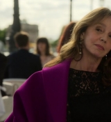 Emily_in_Paris_S02E01_WEBRip_x264-ION10_0984.jpg