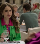 Emily_in_Paris_S02E01_WEBRip_x264-ION10_1012.jpg