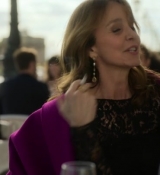 Emily_in_Paris_S02E01_WEBRip_x264-ION10_1050.jpg