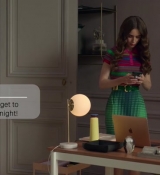 Emily_in_Paris_S02E01_WEBRip_x264-ION10_1068.jpg