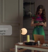 Emily_in_Paris_S02E01_WEBRip_x264-ION10_1069.jpg