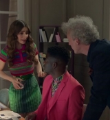 Emily_in_Paris_S02E01_WEBRip_x264-ION10_1085.jpg