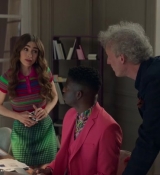 Emily_in_Paris_S02E01_WEBRip_x264-ION10_1089.jpg