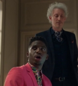 Emily_in_Paris_S02E01_WEBRip_x264-ION10_1108.jpg