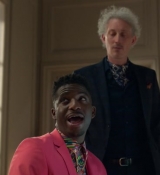 Emily_in_Paris_S02E01_WEBRip_x264-ION10_1109.jpg