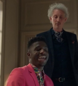 Emily_in_Paris_S02E01_WEBRip_x264-ION10_1110.jpg