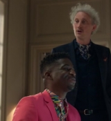 Emily_in_Paris_S02E01_WEBRip_x264-ION10_1111.jpg