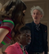 Emily_in_Paris_S02E01_WEBRip_x264-ION10_1113.jpg