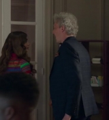 Emily_in_Paris_S02E01_WEBRip_x264-ION10_1120.jpg