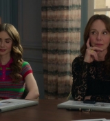 Emily_in_Paris_S02E01_WEBRip_x264-ION10_1149.jpg