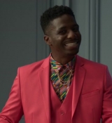 Emily_in_Paris_S02E01_WEBRip_x264-ION10_1186.jpg
