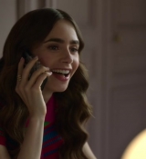 Emily_in_Paris_S02E01_WEBRip_x264-ION10_1325.jpg