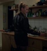 Emily_in_Paris_S02E01_WEBRip_x264-ION10_1479.jpg