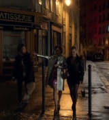 Emily_in_Paris_S02E01_WEBRip_x264-ION10_1925.jpg