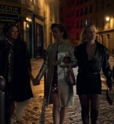 Emily_in_Paris_S02E01_WEBRip_x264-ION10_1936.jpg