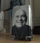 Emily_in_Paris_S02E01_WEBRip_x264-ION10_2063.jpg