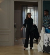 Emily_in_Paris_S02E01_WEBRip_x264-ION10_2101.jpg