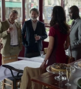 Emily_in_Paris_S02E01_WEBRip_x264-ION10_2159.jpg