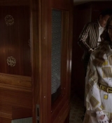 Emily_in_Paris_S02E01_WEBRip_x264-ION10_2370.jpg