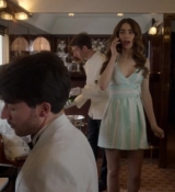 Emily_in_Paris_S02E01_WEBRip_x264-ION10_2515.jpg