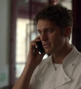 Emily_in_Paris_S02E01_WEBRip_x264-ION10_2568.jpg