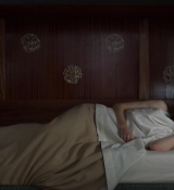 Emily_in_Paris_S02E02_WEBRip_x264-ION10_0023.jpg