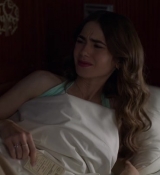 Emily_in_Paris_S02E02_WEBRip_x264-ION10_0055.jpg