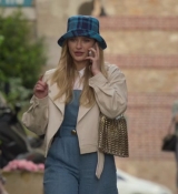 Emily_in_Paris_S02E02_WEBRip_x264-ION10_0111.jpg