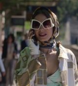 Emily_in_Paris_S02E02_WEBRip_x264-ION10_0141.jpg
