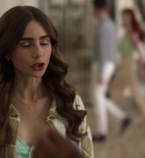 Emily_in_Paris_S02E02_WEBRip_x264-ION10_0362.jpg
